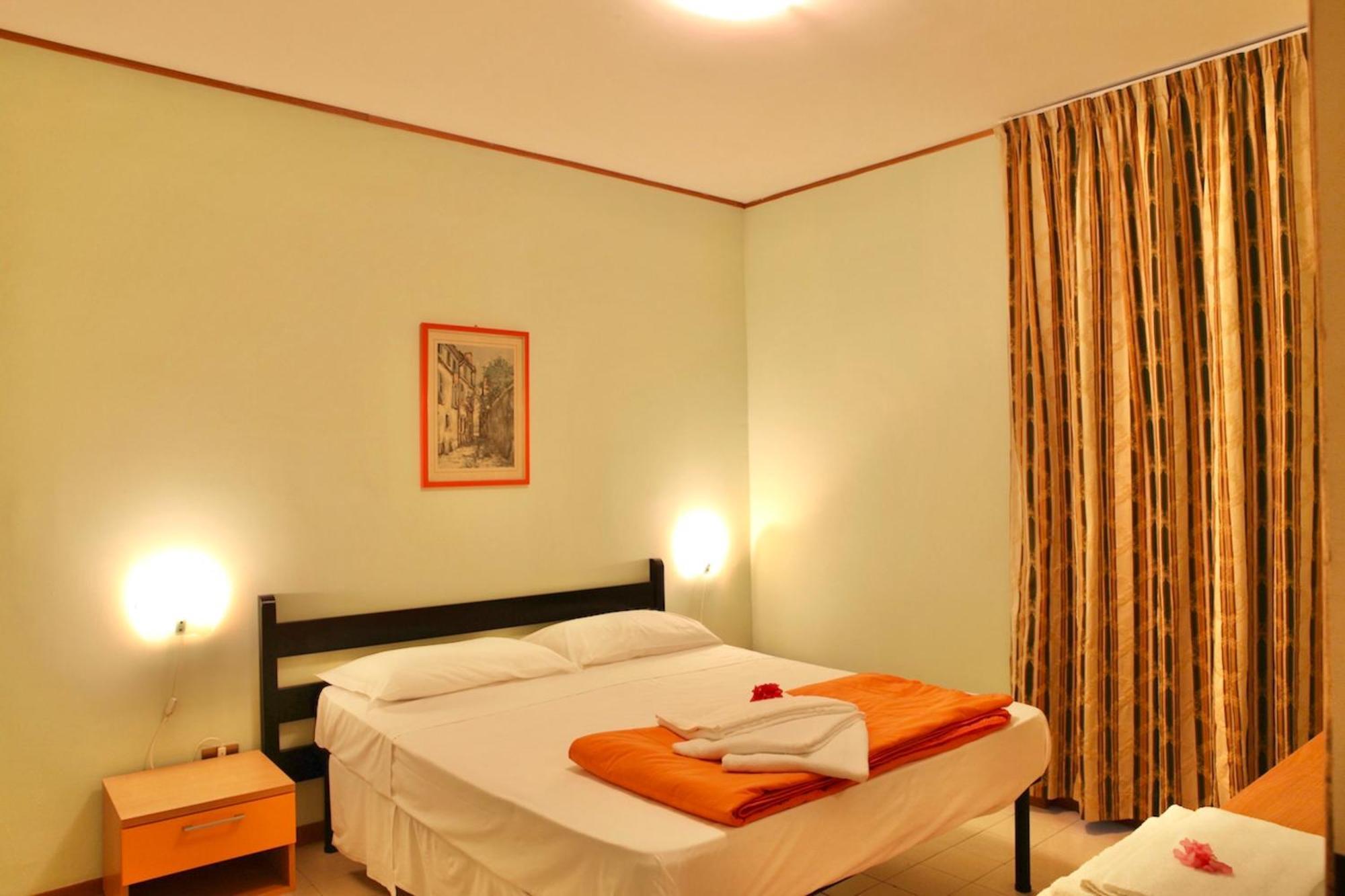 Isstravel, Holiday Homes In Marina Di Bibbona From 400 To 900 Meters From The Sea, Apartments 6 Beds With Private Outdoor Area المظهر الخارجي الصورة